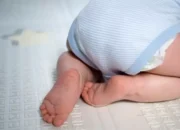 Apakah Bayi Sering Mengejan Bahaya untuk Kesehatannya? Ini adalah Klarifikasi Dokter