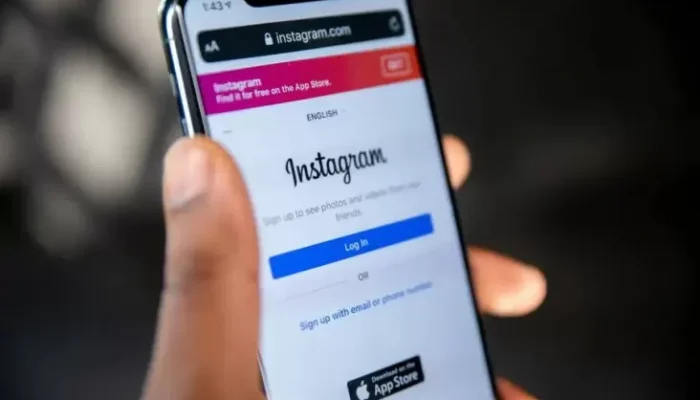 Masih Tahap Uji Coba, Fitur Flipside Kabarnya Bakal Dihapus dari Instagram