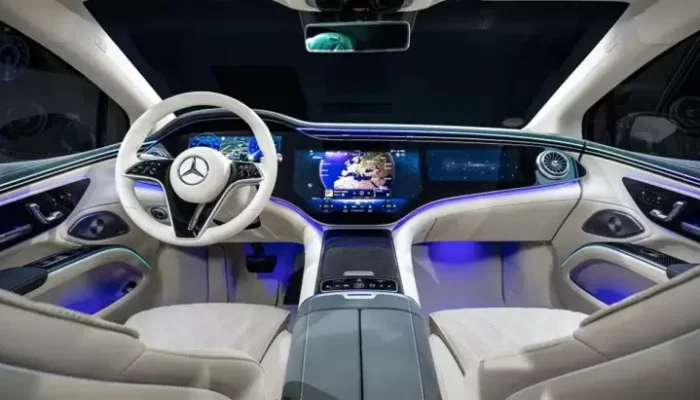 Mercedes-Benz EQS Dibekali Layar Hyperscreen 55 Inci, Bak Ruang Kontrol Pesawat Luar Angkasa