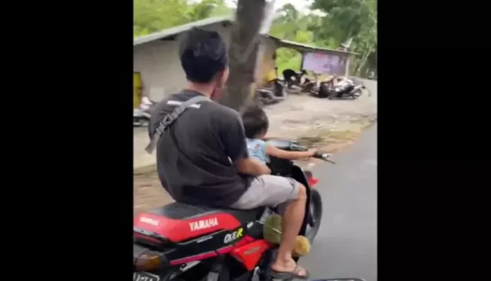 Viral Balita Mengendarai Motor, Denda hingga Penjara Menanti