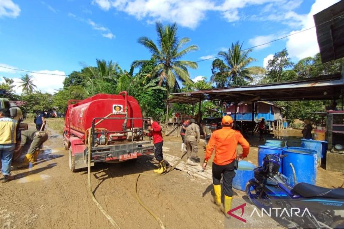 BNPB gandeng multipihak penuhi keperluan 1.216 penderita banjir pada pada Kaltim