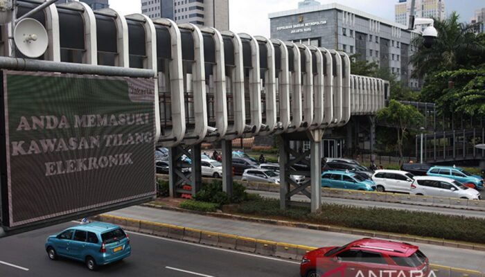 Negara ini terapkan kamera tilang sabuk lalu penyelenggaraan HP di dalam mobil